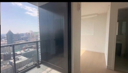 双子塔高层大studio带阳台，$1600/月，立刻入住