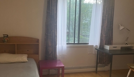 花园house，明亮主卧。全包找室友。