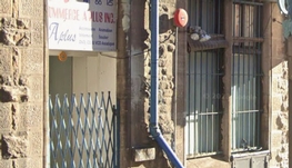 唐人街店铺 租便可议 Mr moses (514) 241-8987