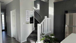 西南Yorkville，新建独立屋，2楼单间，带家具，长租/短租/日租