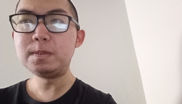 本人，男生，29岁，一辈子没谈过恋爱，我非常痛苦寂寞，我超想找个美女女朋友(i'm single my whole life and I just want to find a pretty girlfriend now)