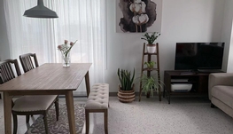 蒙特利尔 Griffintown | 运河边 2卧1卫 + 室内车位