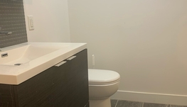 市中心公寓 Studio 6月转租 (Lease Transfer)