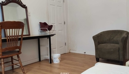 距离Lasalle地铁站100米房屋租房 合租550$/月