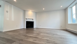 西岛Pierrefonds 近Kirkland 4个半地下室