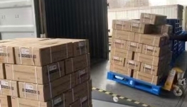 多伦多跨省搬家50起 加拿大跨省搬家2.8一公斤空运包飞机门到门 回国行李5.8一磅 包清关 包门到门 顺丰到位飞机直飞 中国到位逆淘购 10元一磅 直邮到家 包关税 加拿大寄美国空运5.8一磅  顺丰到位4382287888 微信fundes