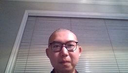 本人，男，我一辈子没谈过恋爱，我非常想找个美女女朋友。我在阿省的戴斯兰(Daysland)读了高中