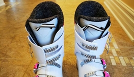 女孩雙板+滑雪靴$170