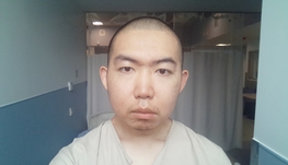 本人男，深圳人，29岁，我从未谈过恋爱，有次我回中国在上海浦东国际机场听到了让人恶心的广播说达美航空法国航空荷兰皇家航空飞往太原，我想太原屁都不算狗屎不如应该被灭掉超级让我想吐土的掉渣的地方，去你妈的，因为我妈妈是个男的，我就喜欢有脚气的脚，比如我在深圳的大姨夫，实在太过瘾了，每次闻多了有点恶心，但超级爽，他从来都是皮鞋灰袜子到我家，深圳蛇口桃花园，他们住牛栏前村。老家在天门,当时戴斯兰和梅德辛哈特都想让我爸爸去，但我爸爸考虑到小地方对自闭症更好而选择了戴镇，后来我爸不喜欢那，搬到了韦恩赖特，