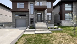 待售房屋 距 Brossard 10-30 3 分钟路程 询问 1 295 000$