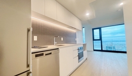 市中心新地标Maestria双子塔超高层studio出租