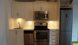 1205Mackay公寓位于蒙特