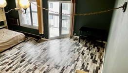 近康大、麦大，带阳台高档STUDIO包水电暖,1160$,6.1入住