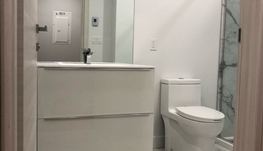 YUL 二期Studio 5月1日起可拎包入住，请短信联系514826118