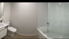 漂亮4个半市中心康大crescent酒吧街1780元