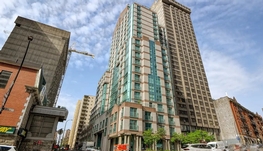 dt近康大两室两卫condo出租