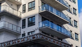 Angrignon 地铁站旁公寓招租，1卧/1餐/1厨/1卫/1阳台，电器齐全，拎包可入住