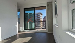 Angrignon 地铁站旁公寓招租，1卧/1餐/1厨/1卫/1阳台，电器齐全，拎包可入住