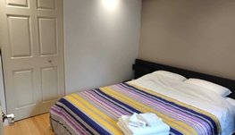 5月1日起LaSalle河畔全新装修好房单间（两间）全包拎包入住