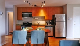 市中心短租2卧2卫浴，5月15-5月30，80/天，一周起租