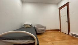 离地铁百米内特价450水电暧网全包含家俱家俬拎包入住