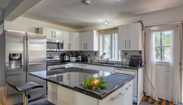 南岸Brossard A区四卧室独立屋出租