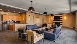 市中心精品公寓，拎包入住，尽享便捷生活！