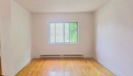 Ville Saint Laurent区三房一厅一卫出租