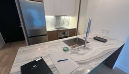 市中心近地铁近麦大一卧出租1900$/月