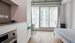 市中心Atwater地铁站旁 高级studio出租 全套家具 7.1 拎包入住