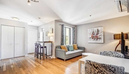 短租日租市中心康大旁2卧2卫公寓拎包入住，5月30日起租